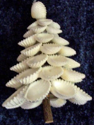 4" White Shell Tree Ornament