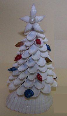 5" White Shell Decorated Christmas Tree