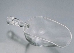 5 oz. Clear Acrylic Scoop with Ergonomic Handle