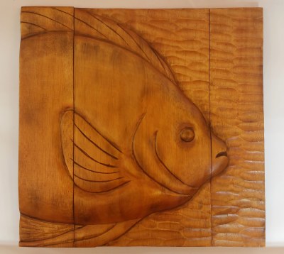 18" x 18" Hazelnut Brown Angelfish Wood Plaque