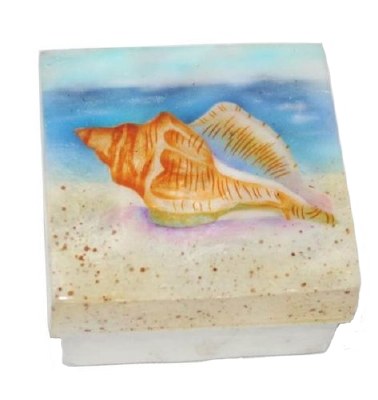 3" Square Muticolor Conch Shell on Beach Capiz Shell Box