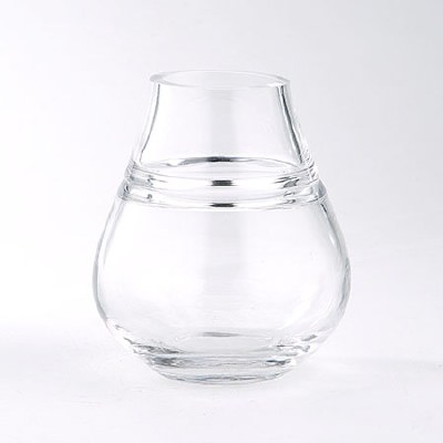 6" Clear Vase With Clear Bands
