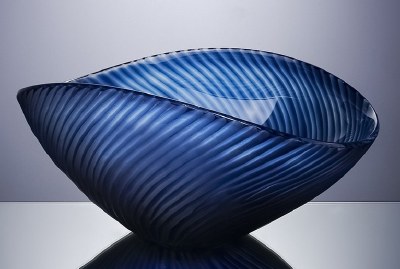 14" Dark Blue Glass Wavy Stripes Bowl