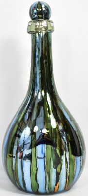 19" Waterloo Bottle With a Topper