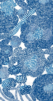 9" x 5" Light Blue and Dark Blue Flowers on White Guest Towels