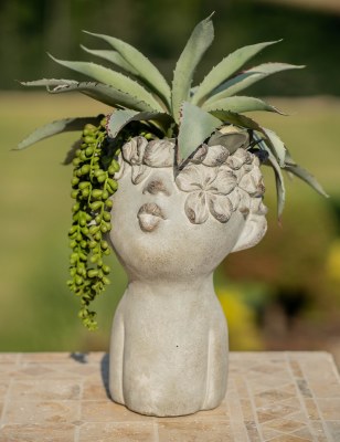 10" White Kissing Face Planter