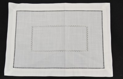 14" x 20" Silver Stitch on White Placemat