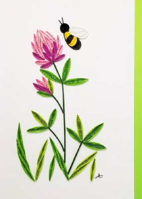 5" x 7" Pink Clover with Bee Quilling Card