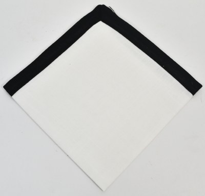 20" Sq White With Black Border Cloth Napkin