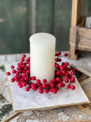 3.5" Opening Faux Red Berry Candle Ring