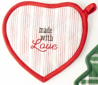 7" "Made With Love" Heart Shaped Pot Holder