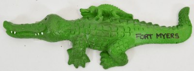 Green Alligator With a Baby "Fort Myers" Magnet