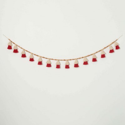 6' Red and White Tassle Garland