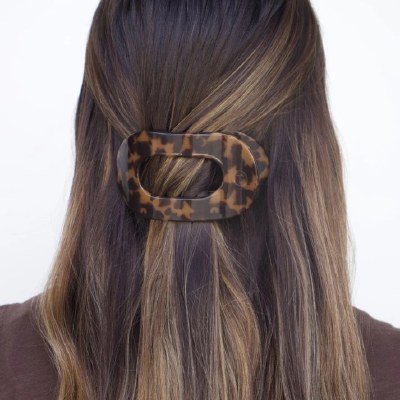 Medium Tortoise Flat Round Hair Clip