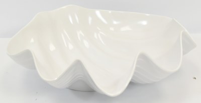 15" White Melamine Clam Shell Bowl