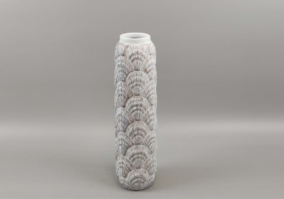 20" White Wased Carved Scallop Shells Polyresin Decorative Coastal Vase