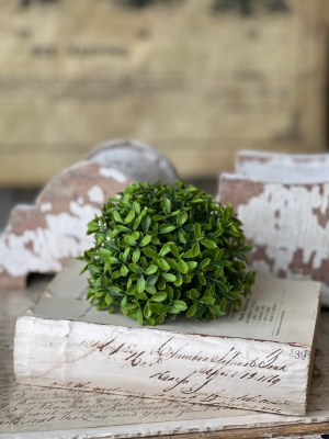 5.5" Faux Light Green Boxwood Half Orb