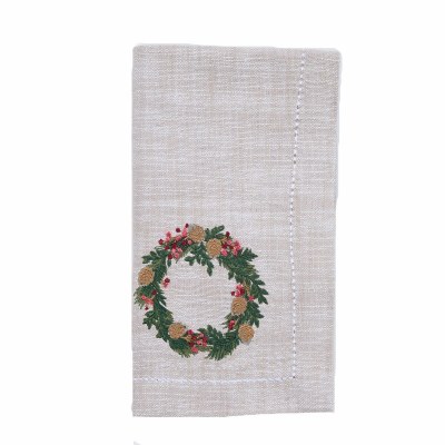 18" Pine Berries Wreath Napkin