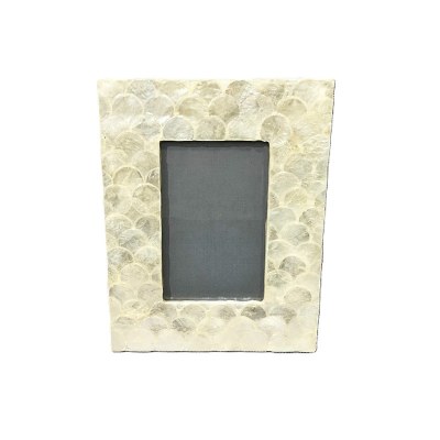4" x 6" Gold Disc Capiz Photo Frame