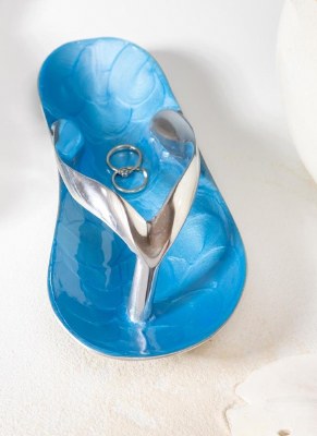 9" Silver and Blue Left Flip Flop Metal Dish