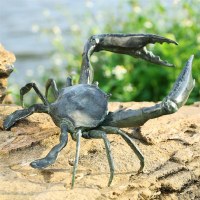 14" Verdigris Metal Crab Figurine