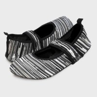 Medium Size Black and White Stripe Futsole Shoes