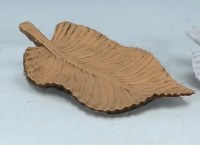 14" Brown Wood Leaf Tray