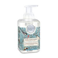 17.8 Oz Winterberry & Balsam Fragrance Foaming Hand Soap
