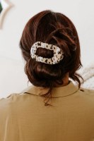 Medium Blonde Tortoise Flat Round Hair Clip
