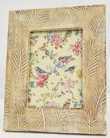 5" x 7" White Wash Carved Palm Fronds Wood Photo Frame