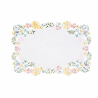 13" x 19" Egg Flower Cutwork Border Fabric Placemat