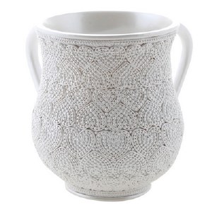 Polyresin Washing Cup with White Heart Design