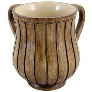 Polyresin Brown Washing Cup Woodlock Design