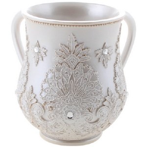 Polyresin White Washing Cup Floral Design