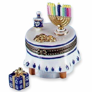 Chanukah Celebration Hinged Box with Gift Treasure