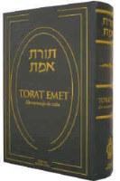 Chumash Torat Emet Complete with Spanish Translation [Hardcover]