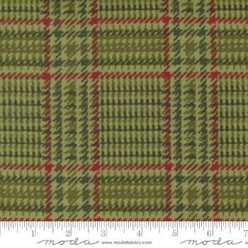 Yuletide Gather Plaid Holly