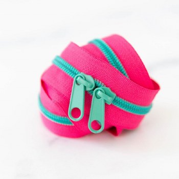 Zipper 30" Strawberry