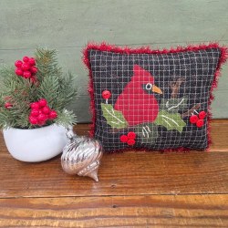 Scrapplique Cardinal Pillow Ki