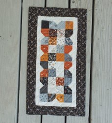 A Bit of Charm Runner Kit