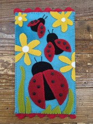 Ladybugs and Daisies Wool Kit