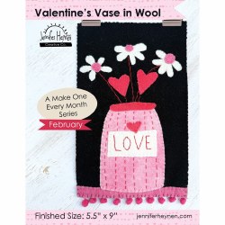 Valentine's Vase in Wool