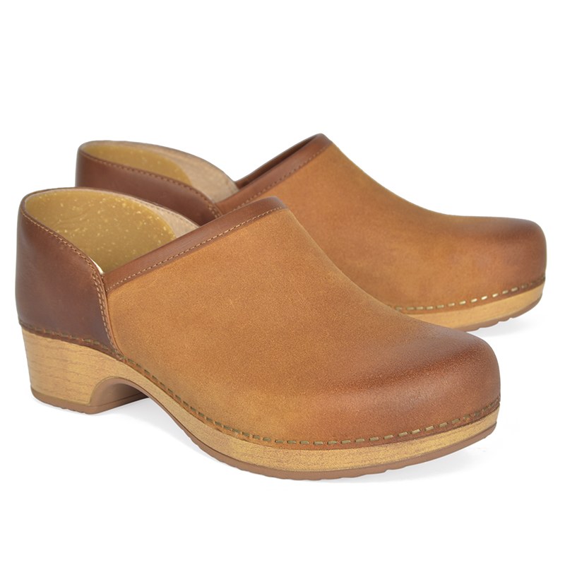 dansko brenna clog
