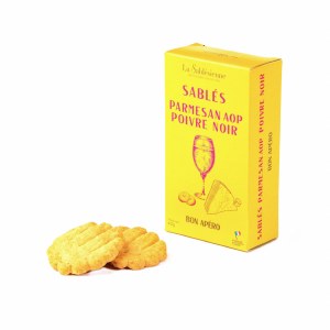 Savory Cocktail Biscuits Parmesan &amp; Black Pepper