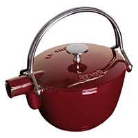 Staub Teapot Grenadine