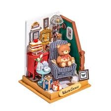 Rolife Miniature House Holiday Living Room