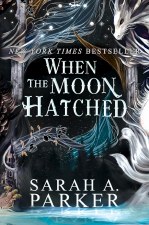 The Moonfall Series Book 1 When The Moon Hatched