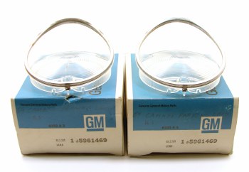 1969 Camaro NOS Rally Sport Parking Lamp Lens GM Part# 5961469 Pair