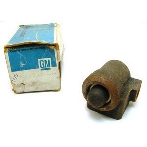 1970 1971 1972 Camaro NOS Front Disc Brake Proportioning Valve GM Part# 1233464