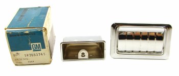 1967 Camaro &amp; Firebird NOS Rear Armrest Ashtray Assembly Finned  Original GM Part# 7653741
